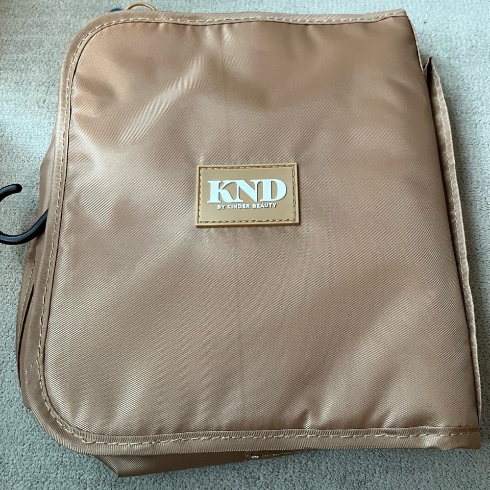 Knd toiletries bag
